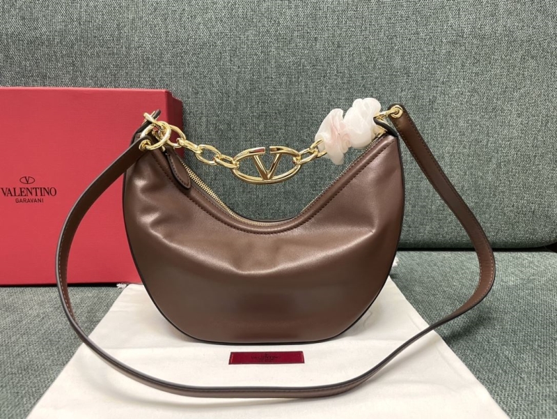 Va1e*ntin0 hobo bag